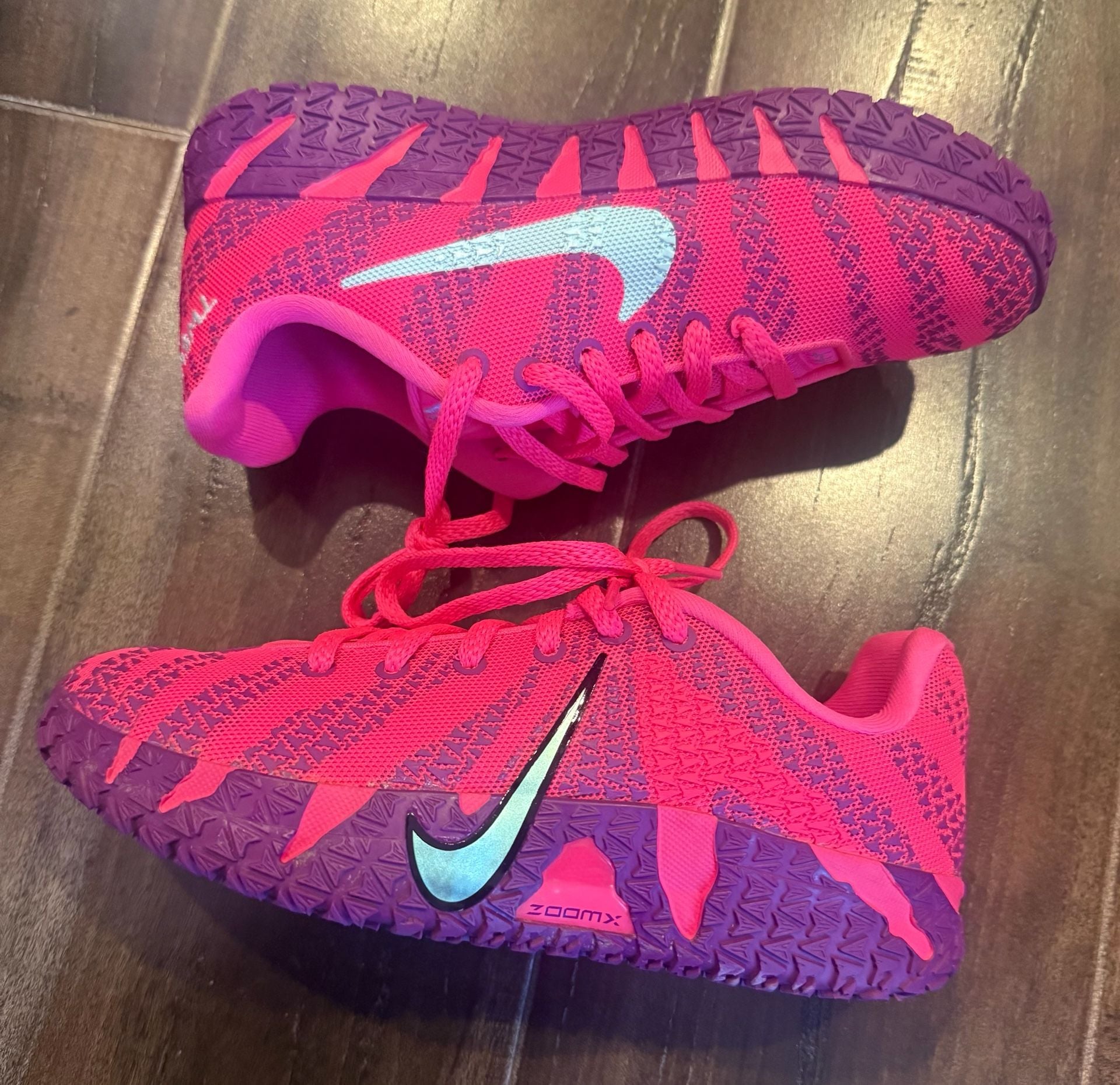 Nike Ja 3 Max Volume Hyper Pink Basketball Shoes size 4Y 3