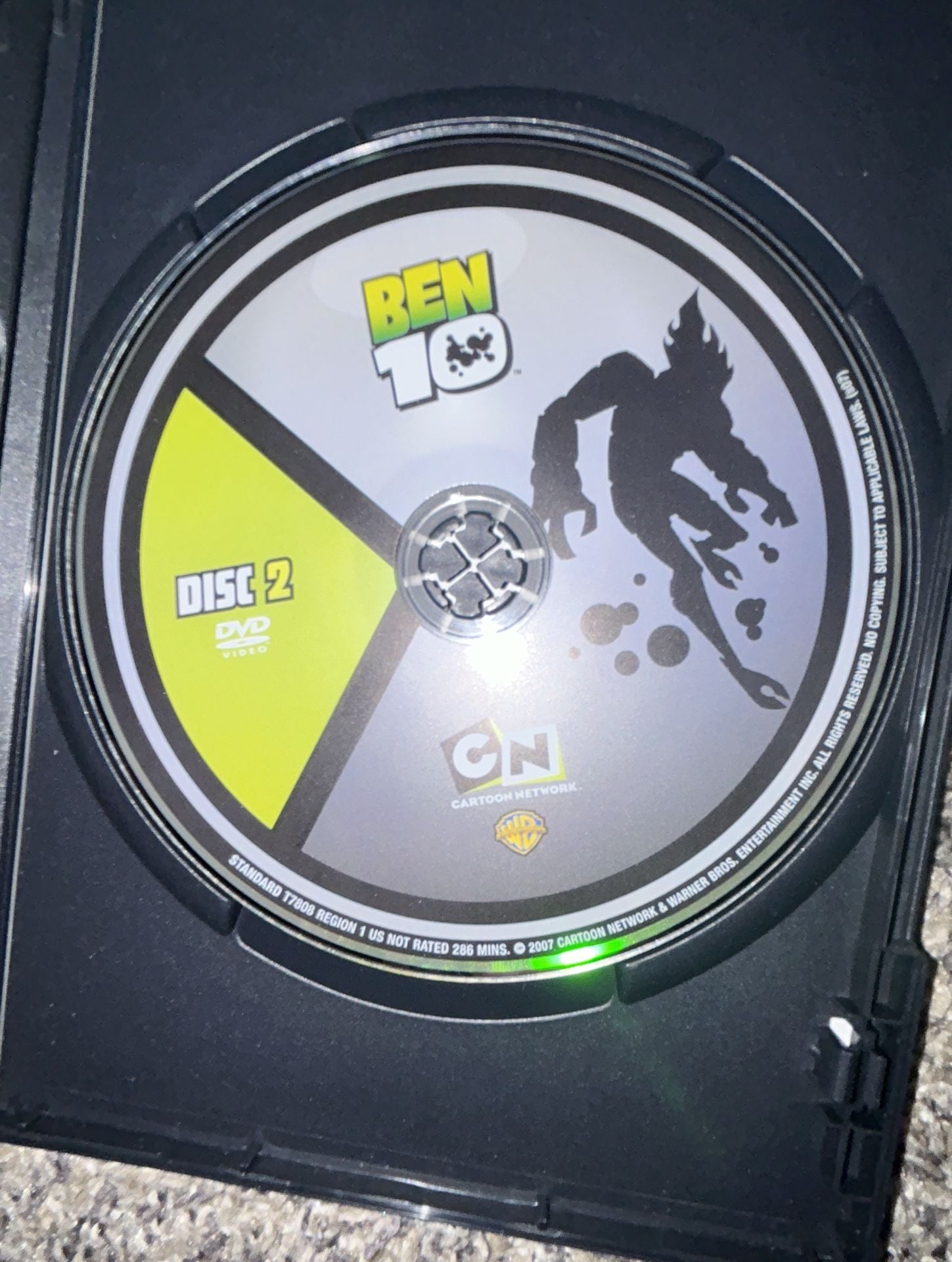 Cartoon Network Ben 10 The Complete Season 1 DVD 4