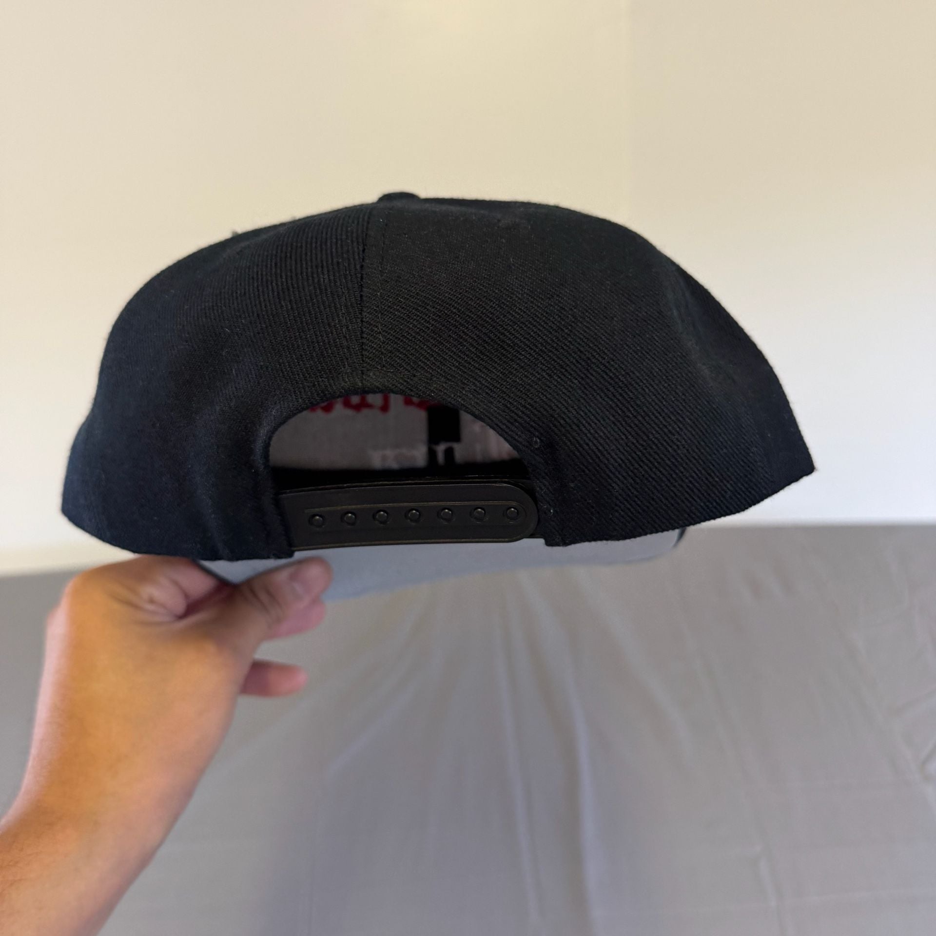 Custom Mi Vida Lora Snapback Hat Black Red White Old English 4