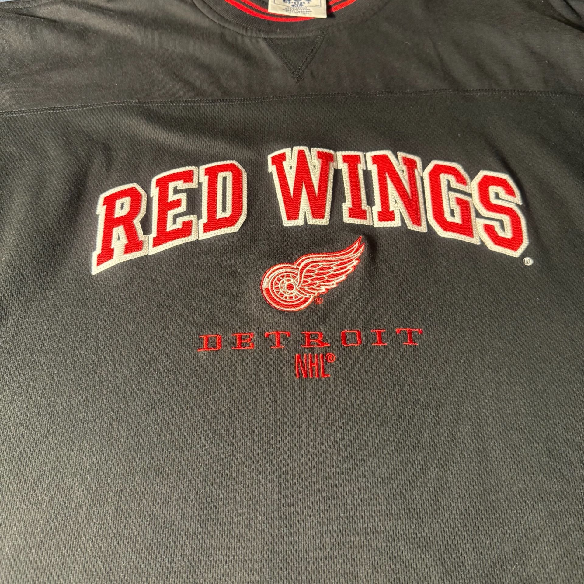 Lee Sport Detroit Red Wings Size XL Long Sleeve Shirt 4