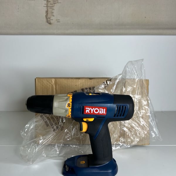 Ryobi P204 18V 1/2 Inch Cordless Drill Driver Blue