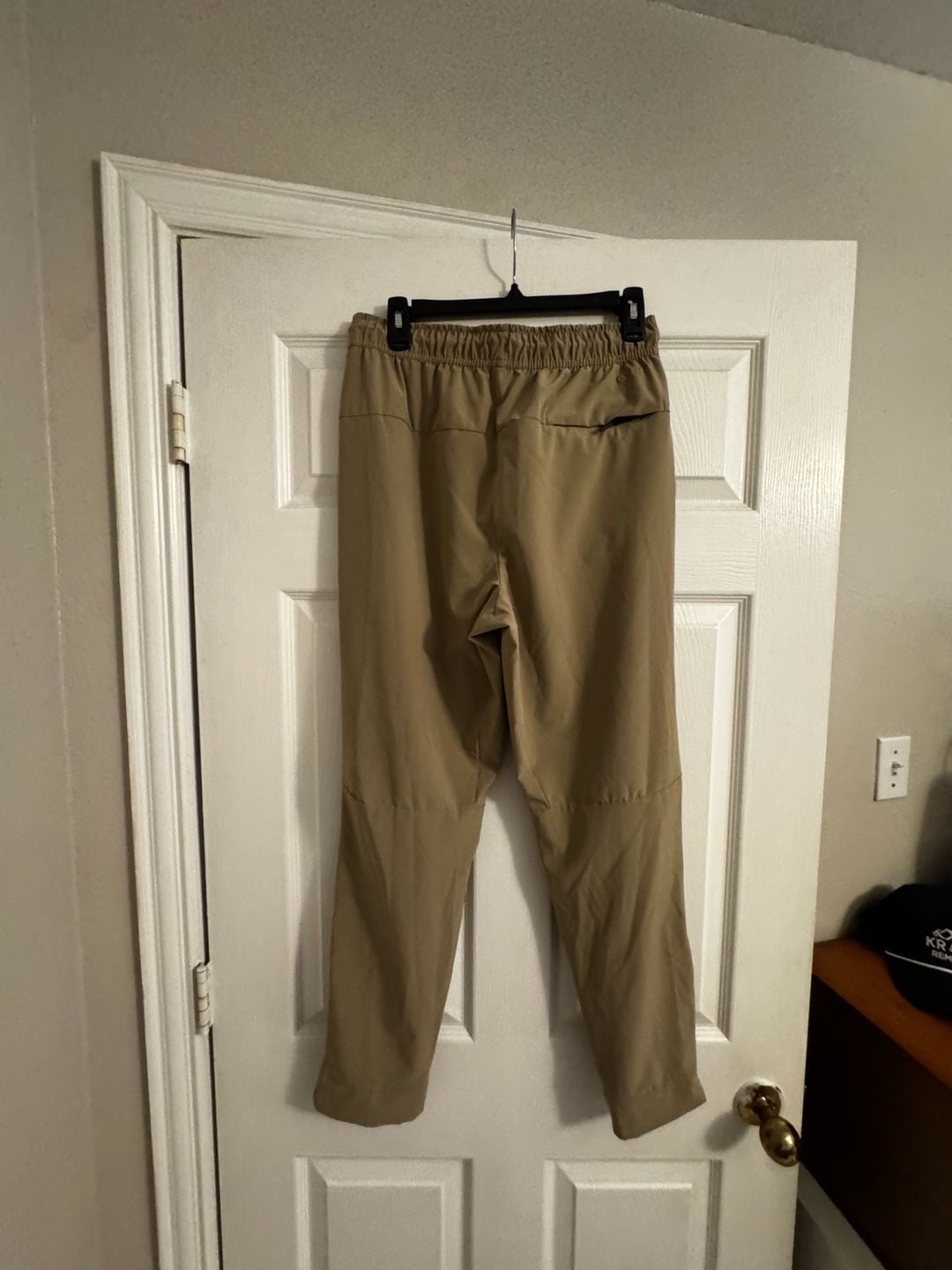 Nike Dri-FIT Woven Pants Size M Beige Joggers FB7548-247 3