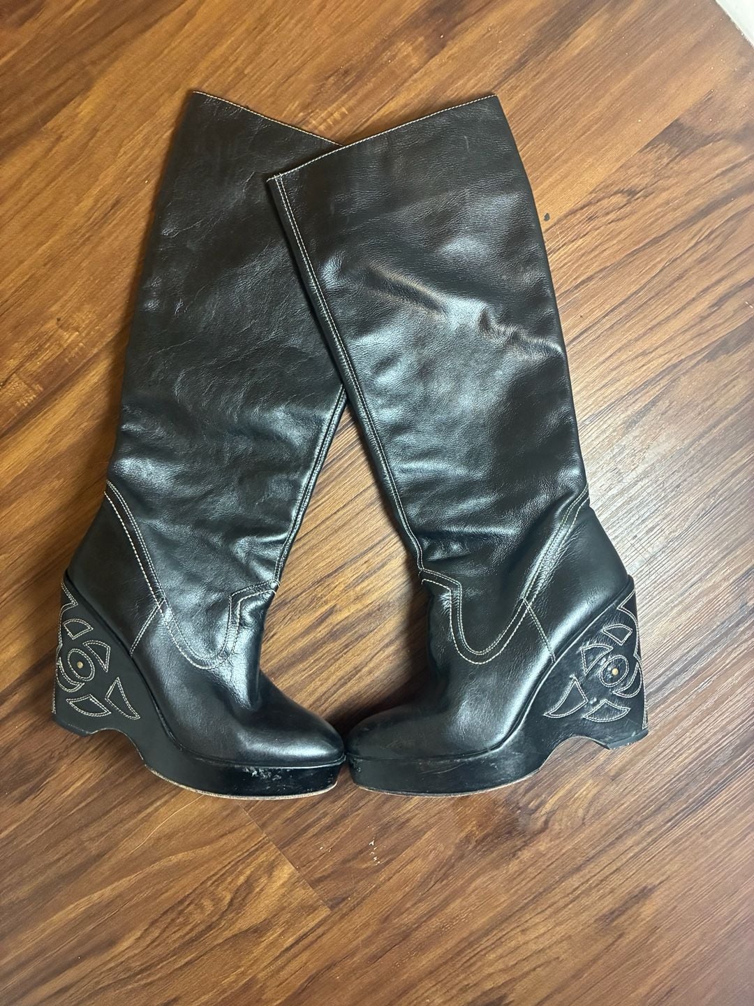 Performing Art Leather Wedge Heel Boots Size 7 Black 2