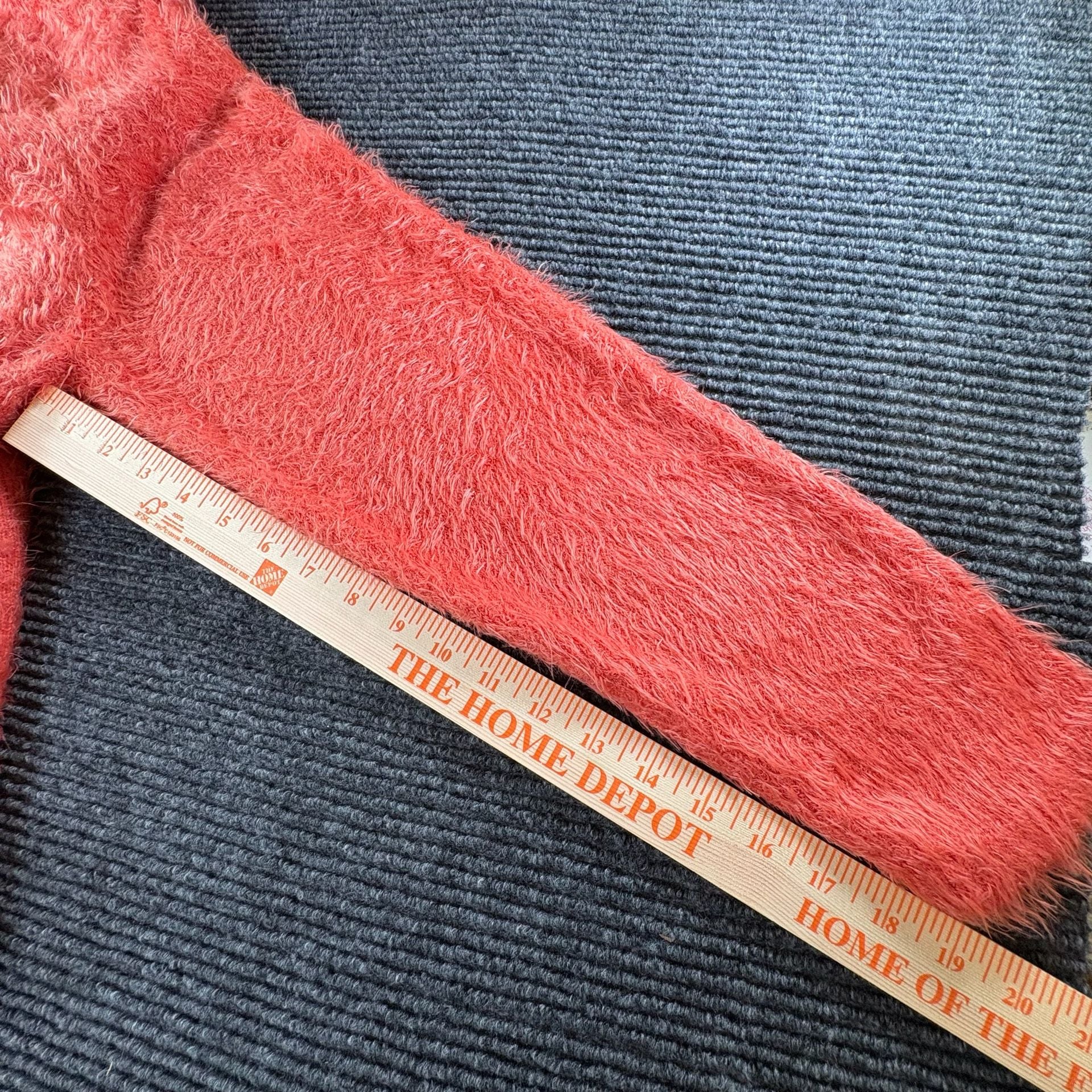 Evy's Tree The Ruthie Fuzzy V-Neck Pullover Sweater Size XL Coral Orange 10