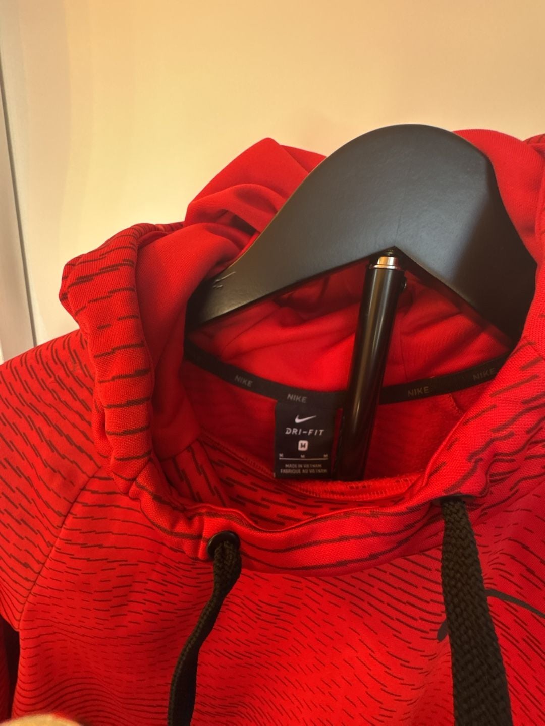 Nike Dri-Fit Therma Hoodie Red Black 3