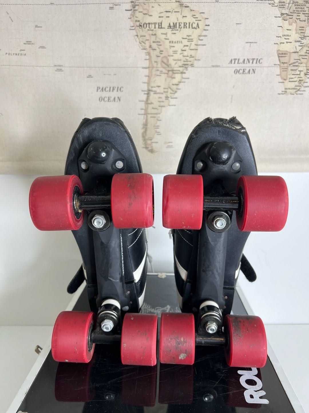 RTX Resistor Torque Series Roller Skates w 1980 Powell Rollerbones Vintage Case 6