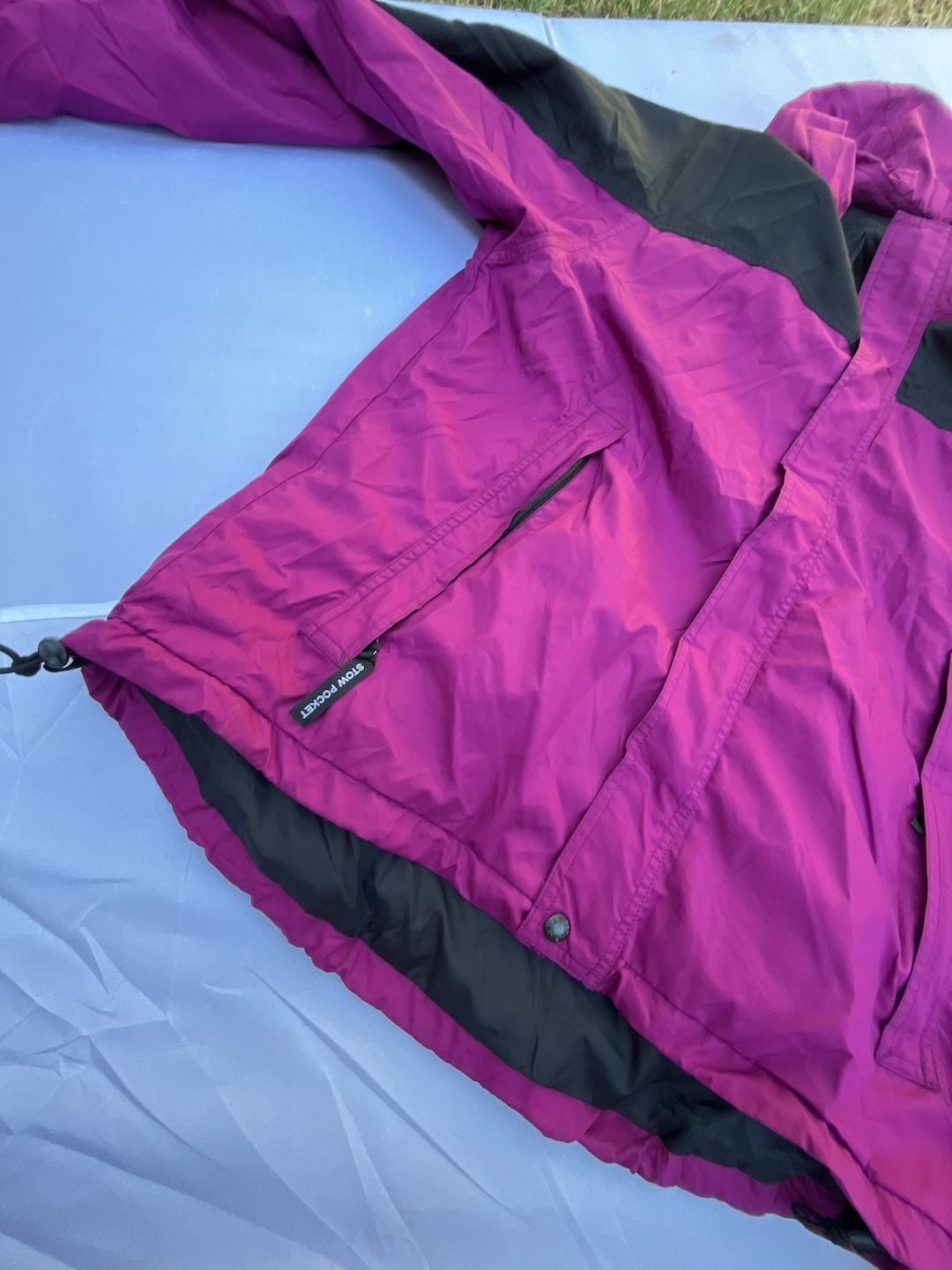 north face womens Gore Tex Jacket Small 4