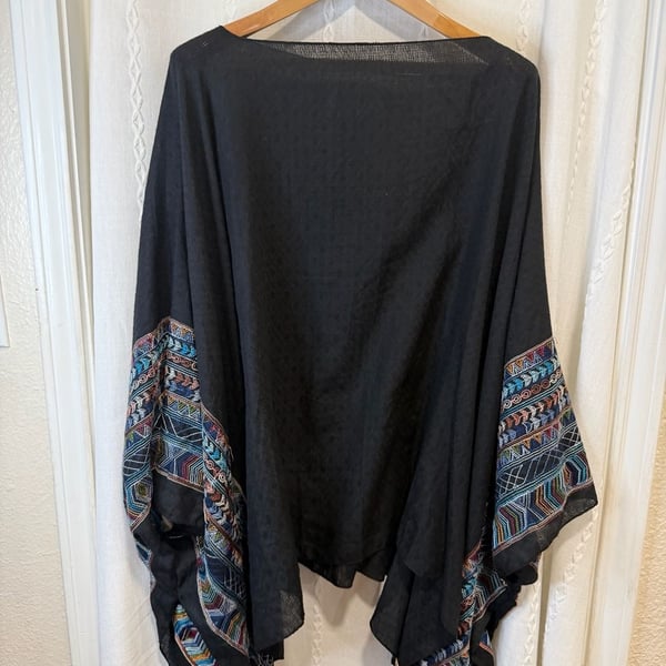 Womens One Size Black Boho Poncho Top Multicolor Geometric Bell Sleeve Tunic