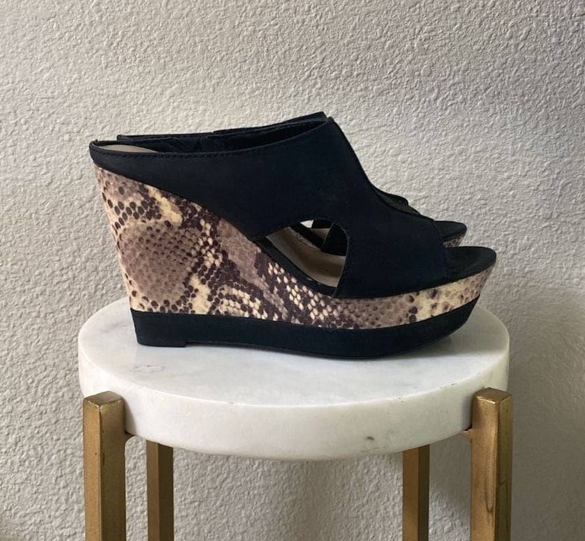 Franco Sarto Rolanda Wedge Sandals Size 6 Black Snakeskin Platform 4