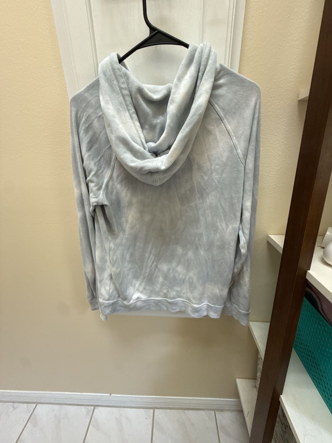 Volcom Lived In Lounge Hoodie Size XS Tie Dye Pullover Sweatshirt 5