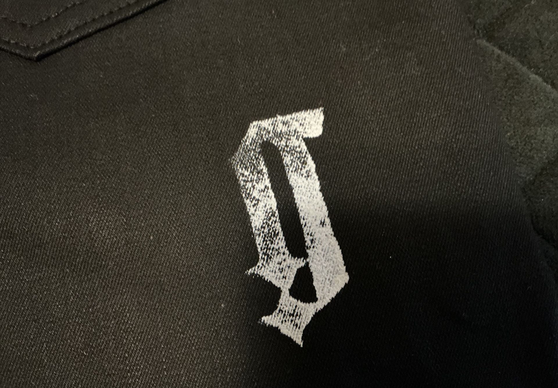 Golden Denim Gothic Letter Graphic Flare Jeans 11