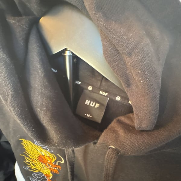 HUF Hoodie Size M Black Dragon Embroidered Pullover Sweatshirt