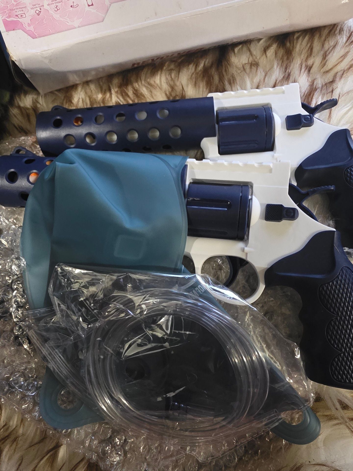 Two Guns Electric Water Gun Revolver Toy Set 2