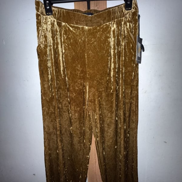 Who What Wear Velvet Pants Size L Gold Wide Leg