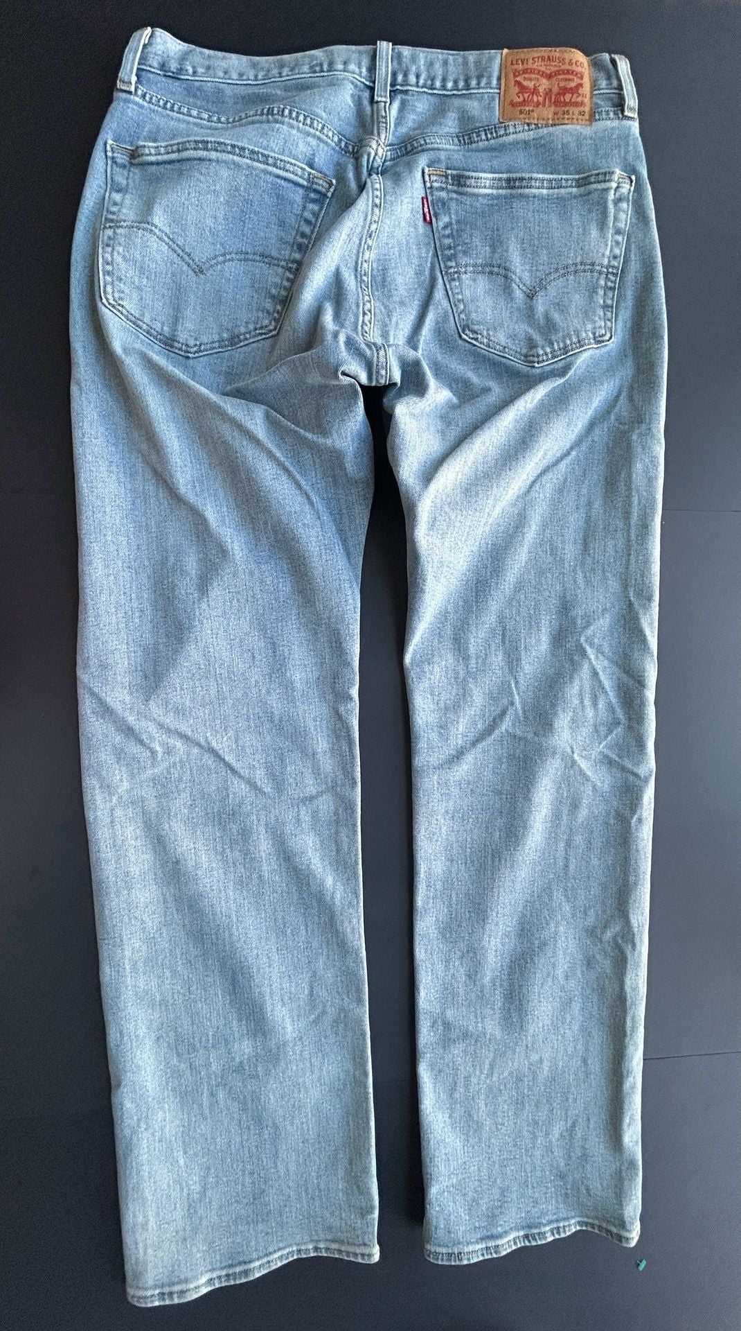Levi's 501 Light Wash Blue Denim Jeans 35/32 8