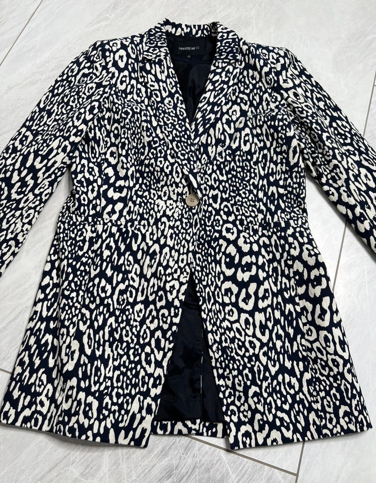 Lafayette 148 New York Leopard Blazer Size 6 Black White Animal Print 3