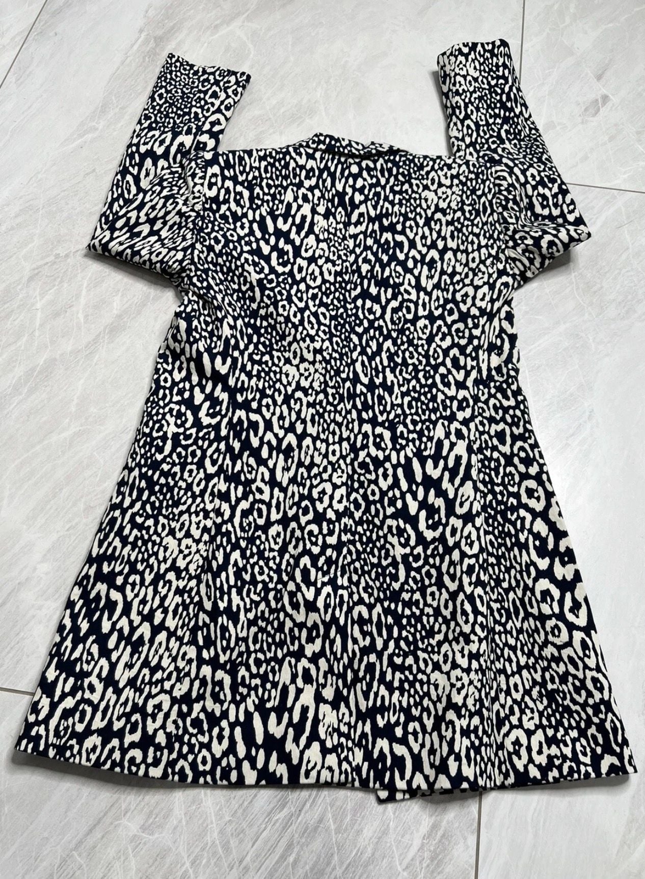 Lafayette 148 New York Leopard Blazer Size 6 Black White Animal Print 7