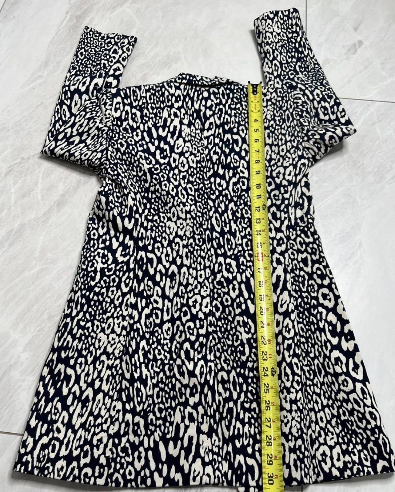 Lafayette 148 New York Leopard Blazer Size 6 Black White Animal Print 8
