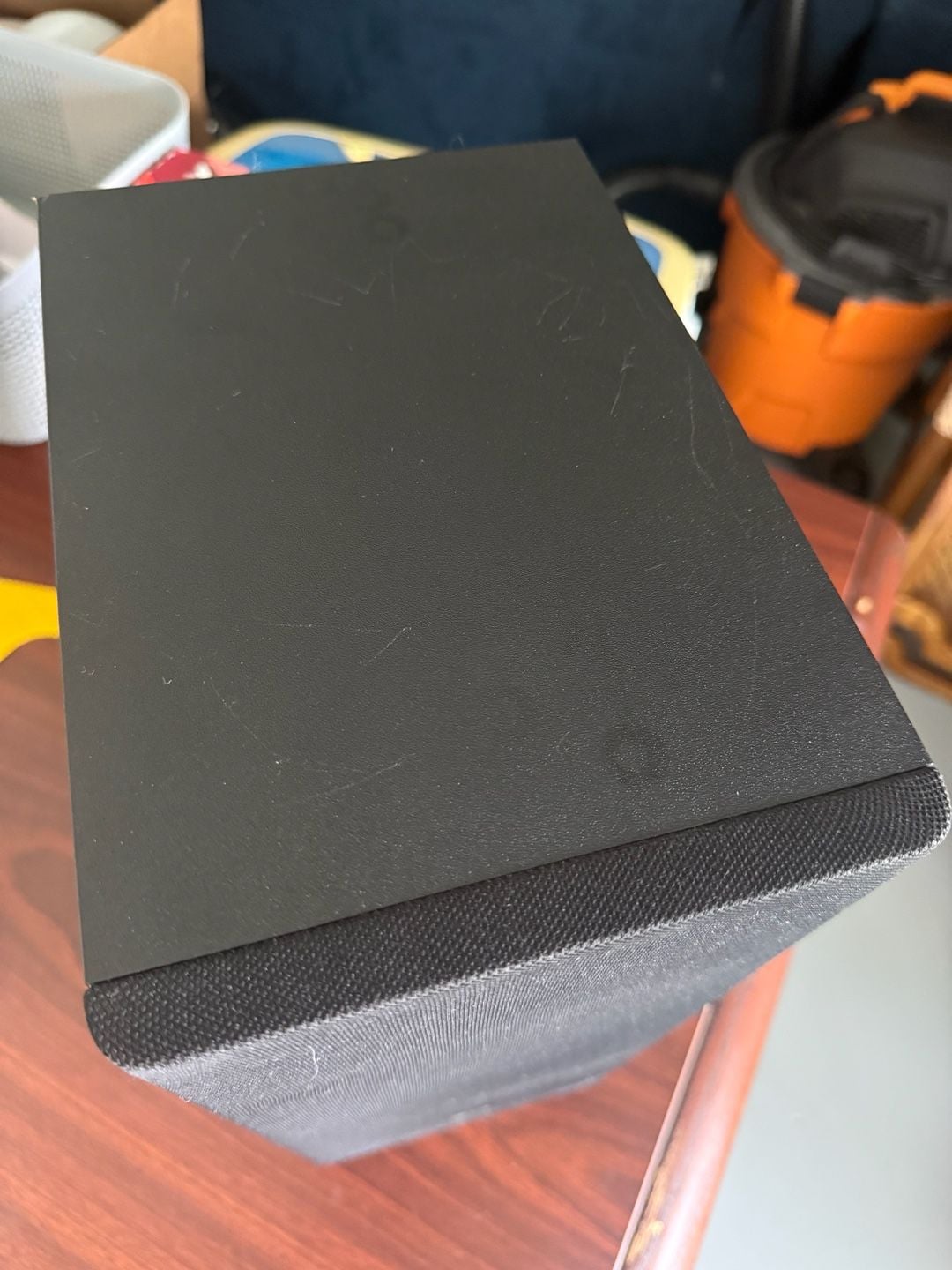 LG SPK5B-W Wireless Active Subwoofer Black 2