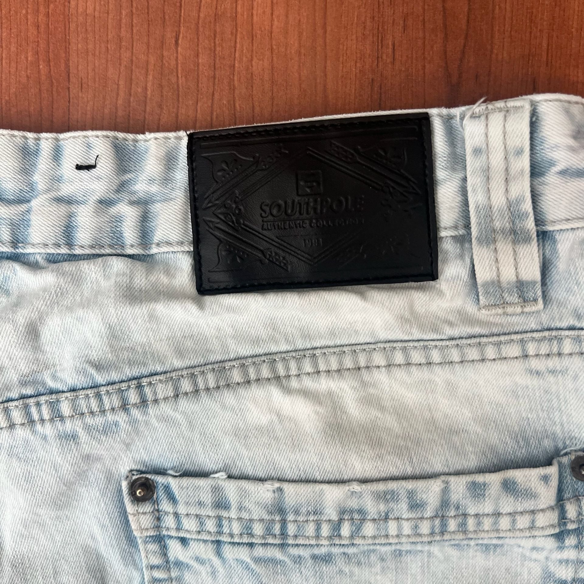 Southpole Moto Denim Jean Shorts Size 34 Light Wash Distressed Jorts 9