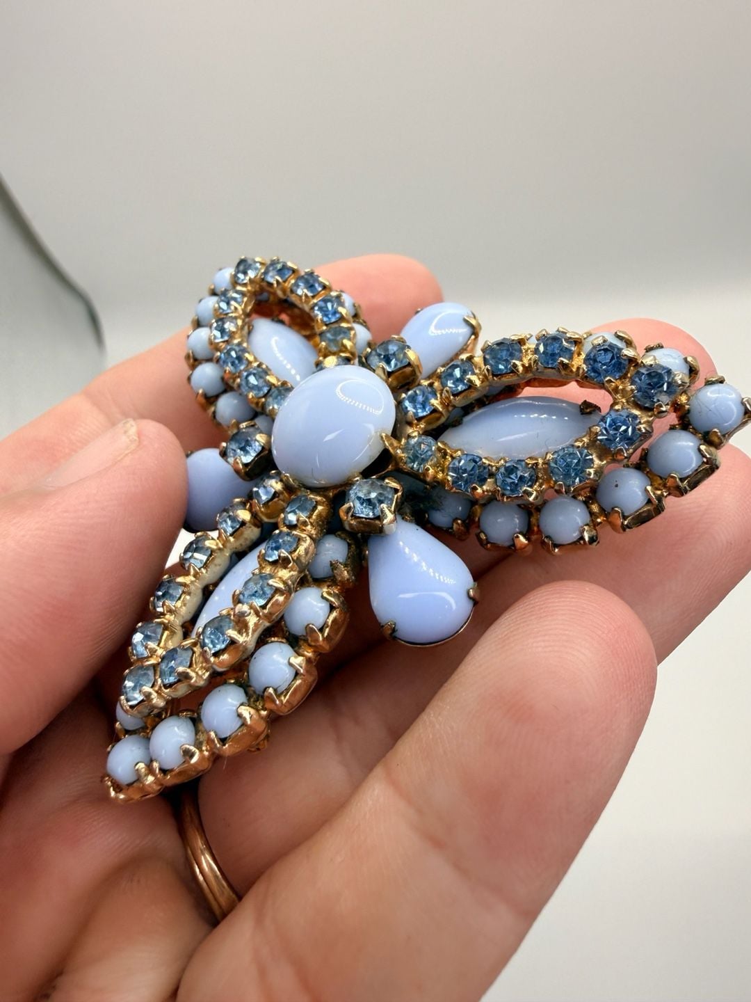 Vintage Blue Milk Glass And Rhinestone Flower Brooch Pin 7