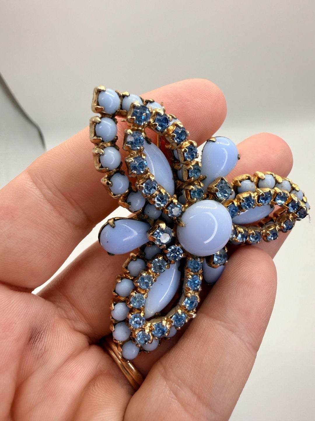 Vintage Blue Milk Glass And Rhinestone Flower Brooch Pin 8