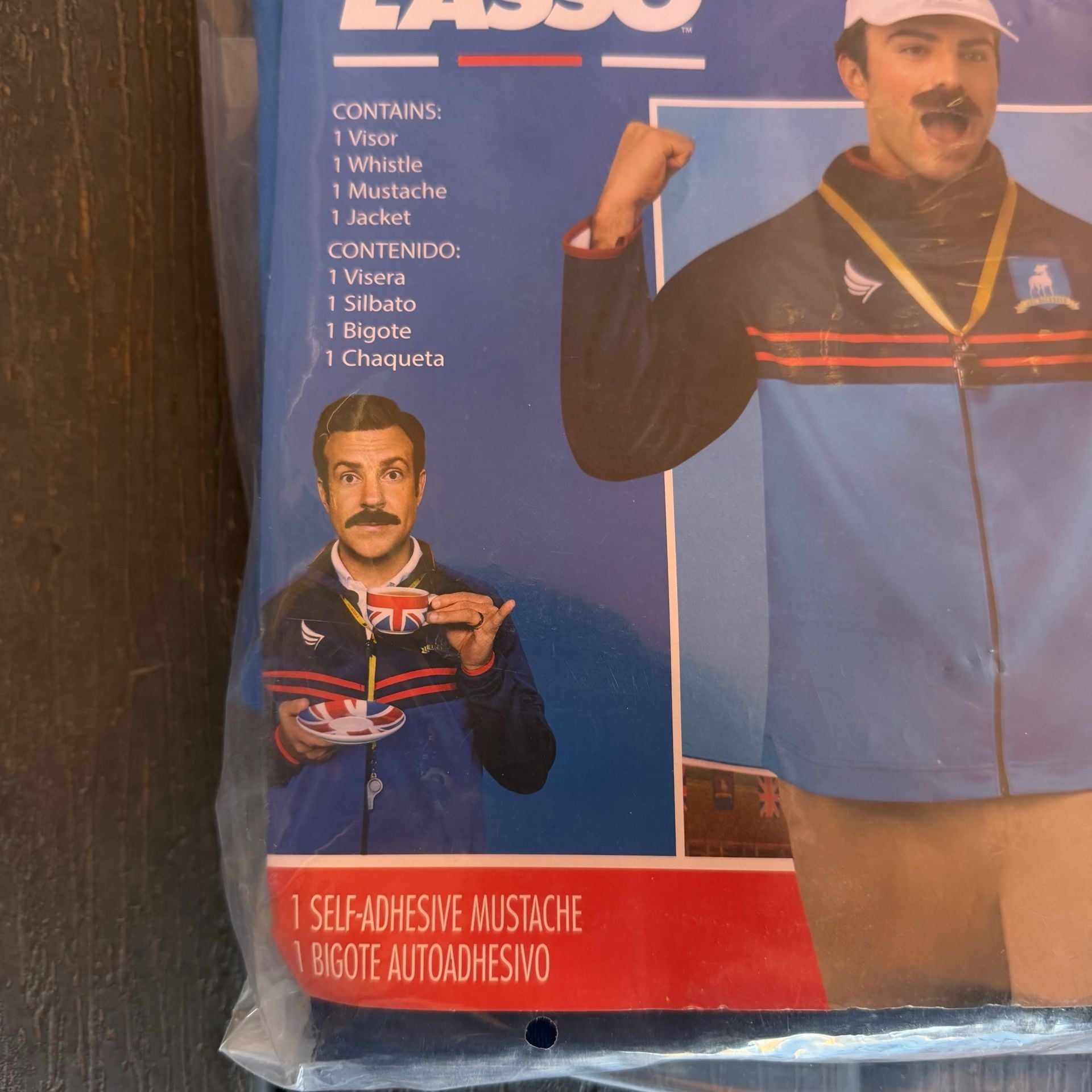 NEW QUICK SHIPPING Rubies Ted Lasso Costume Size M (32/34) Men's 3