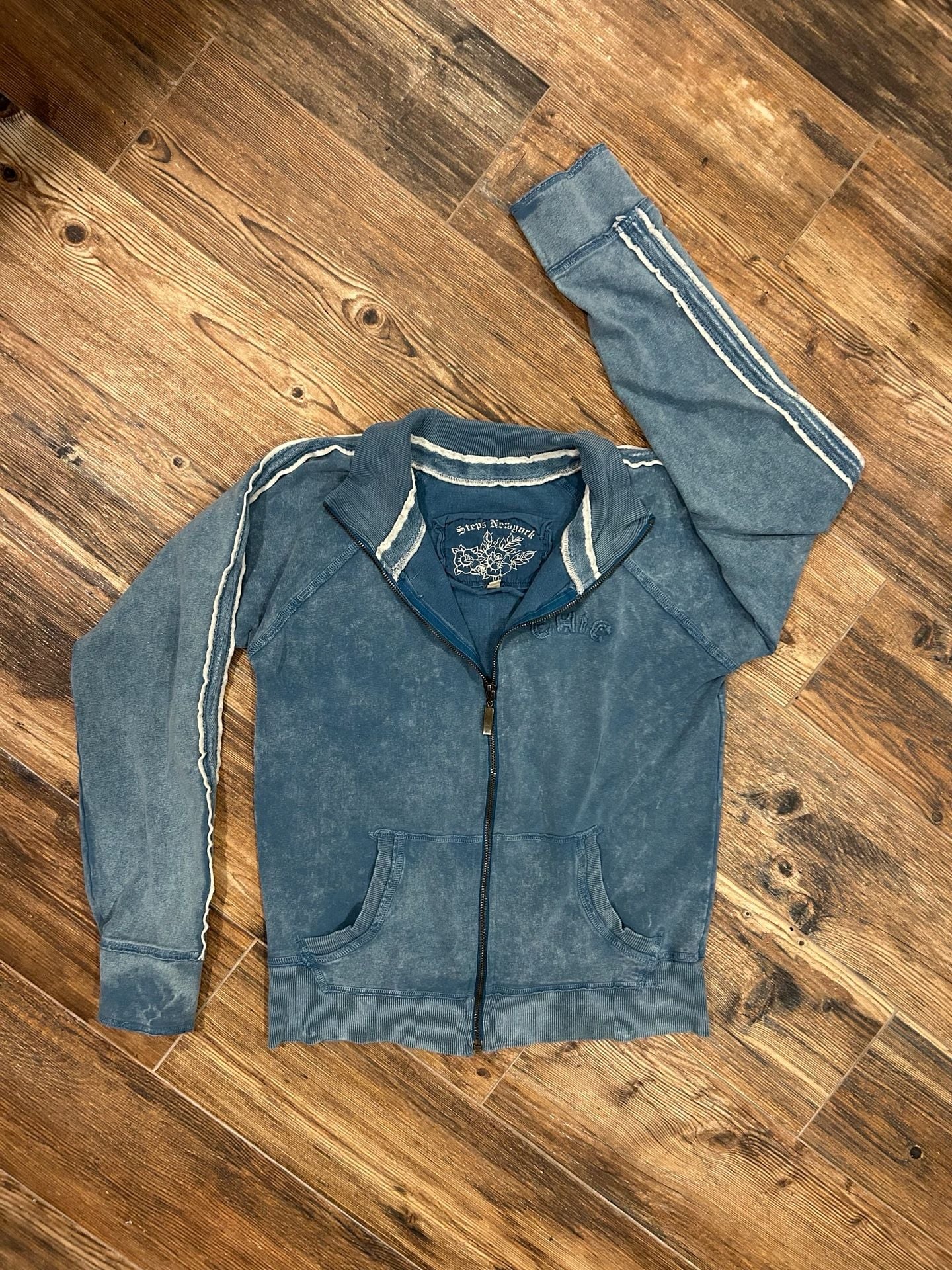 Product thumbnail 5