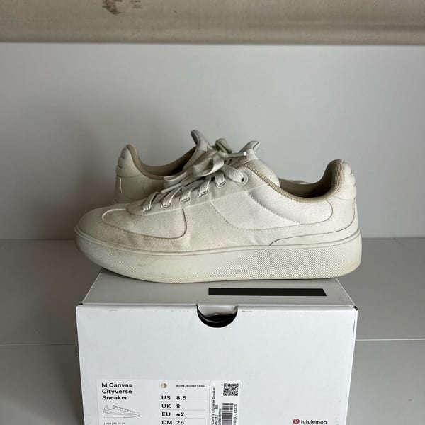 Lululemon M Canvas Cityverse Sneaker Size 8.5 Bone Canvas