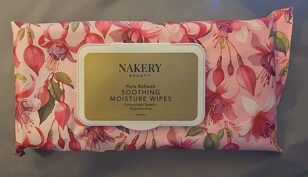 Nakery Beauty Pure Refresh Soothing Moisture Wipes 30 Wipes 1
