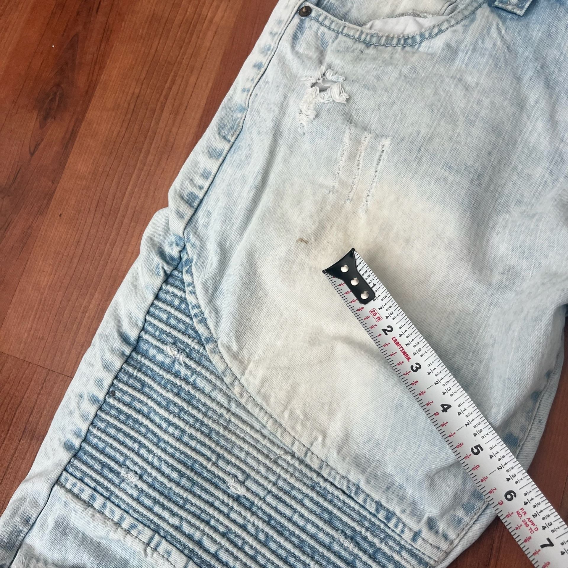 Southpole Moto Denim Jean Shorts Size 34 Light Wash Distressed Jorts 8