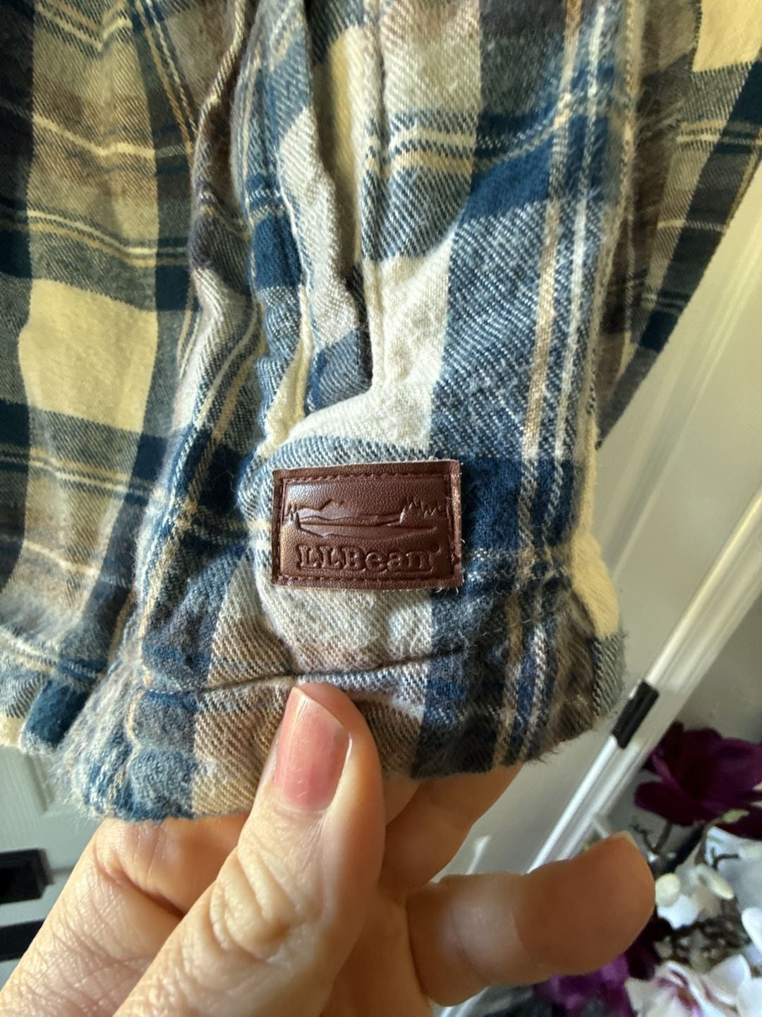 L.L. Bean Flannel Hooded Zip Shirt Size L Blue Plaid Relaxed Fit Cotton 4