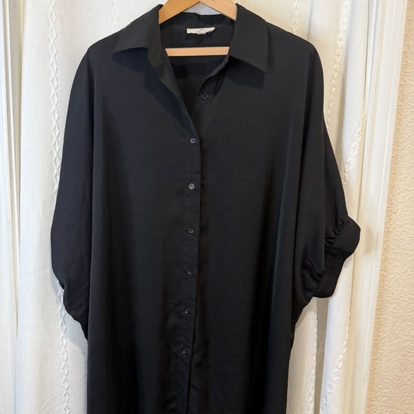 Entro Womens M/L Black Oversized Button Down Blouse Dolman Sleeve Tunic Top