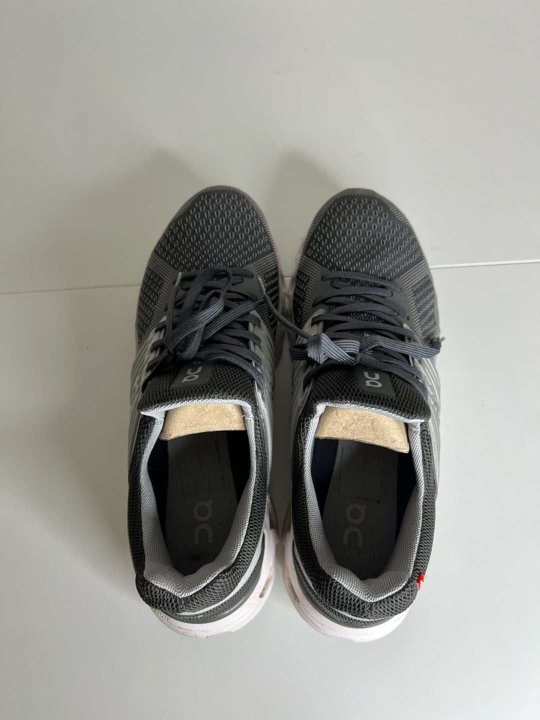 On Cloudswift Size 8.5 Rock Slate Running Shoes 8