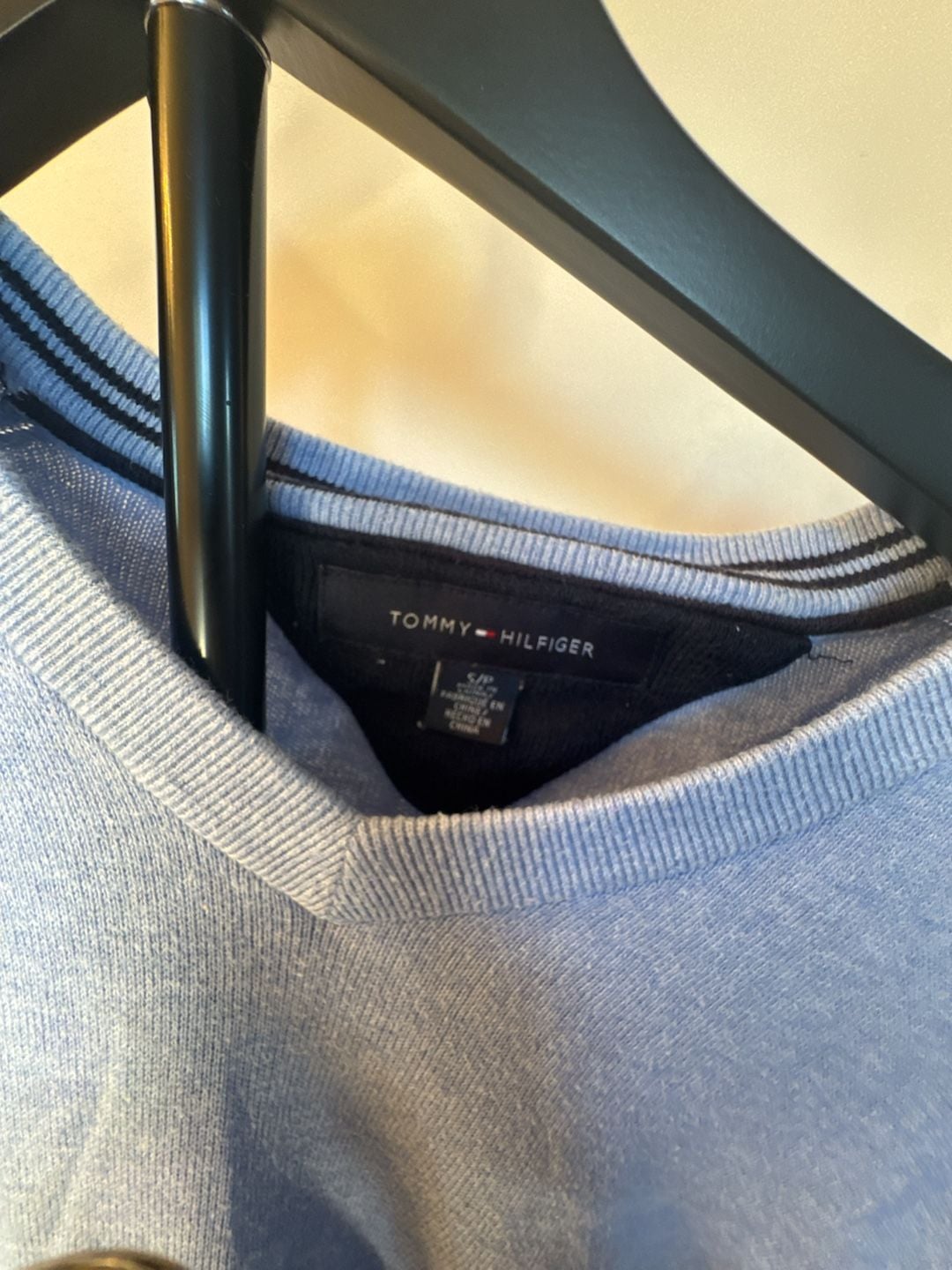 Tommy Hilfiger V-Neck Sweater Size S Light Blue Cotton Knit Pullover 2