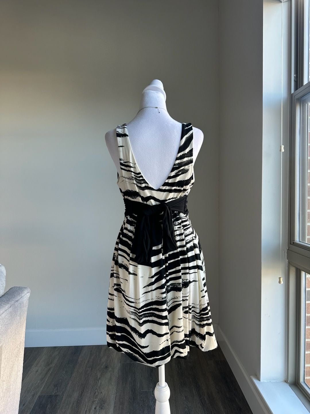 Vintage Y2K City Studio Bubble Hem Zebra Print Dress - Size L 4