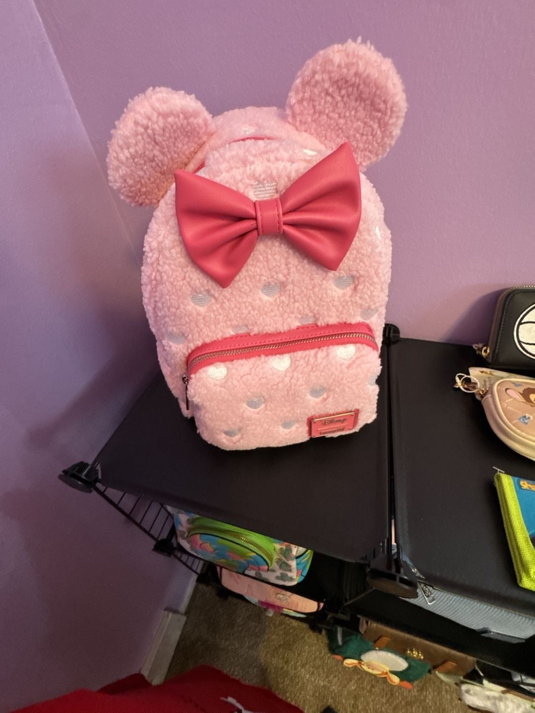 Loungefly Disney Minnie Mouse Hearts Strawberry Scented Sherpa Mini Backpack 7
