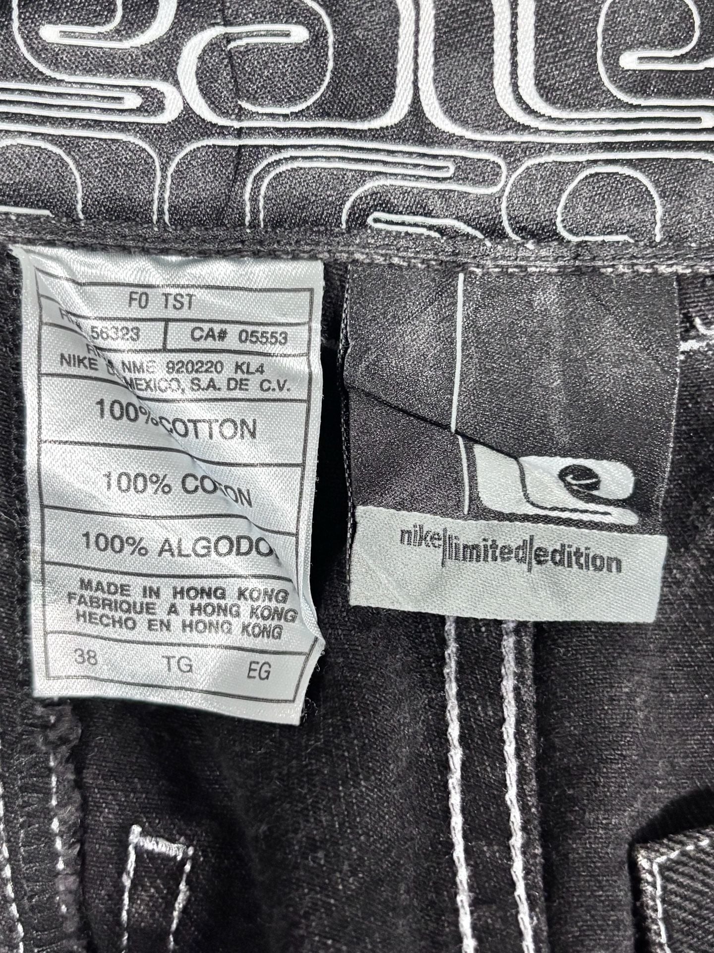 Nike Limited Edition Black Denim Carpenter Jeans Baggy Contrast Stitch 10