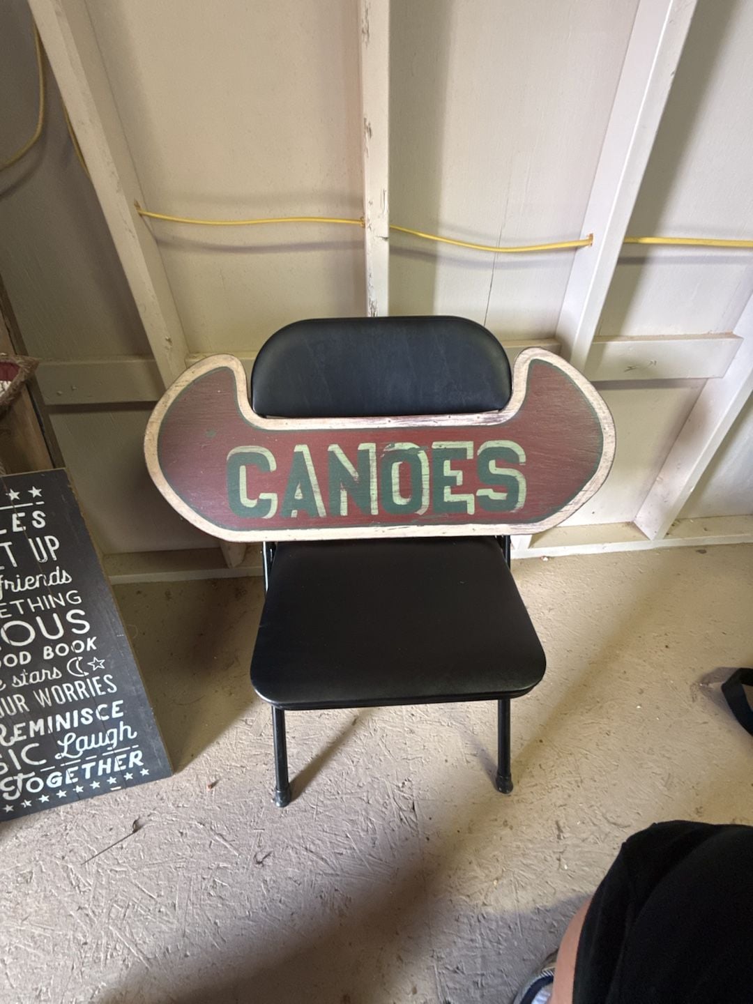 Rustic Wood Canoes Wall Sign Distressed Vintage Decor 1