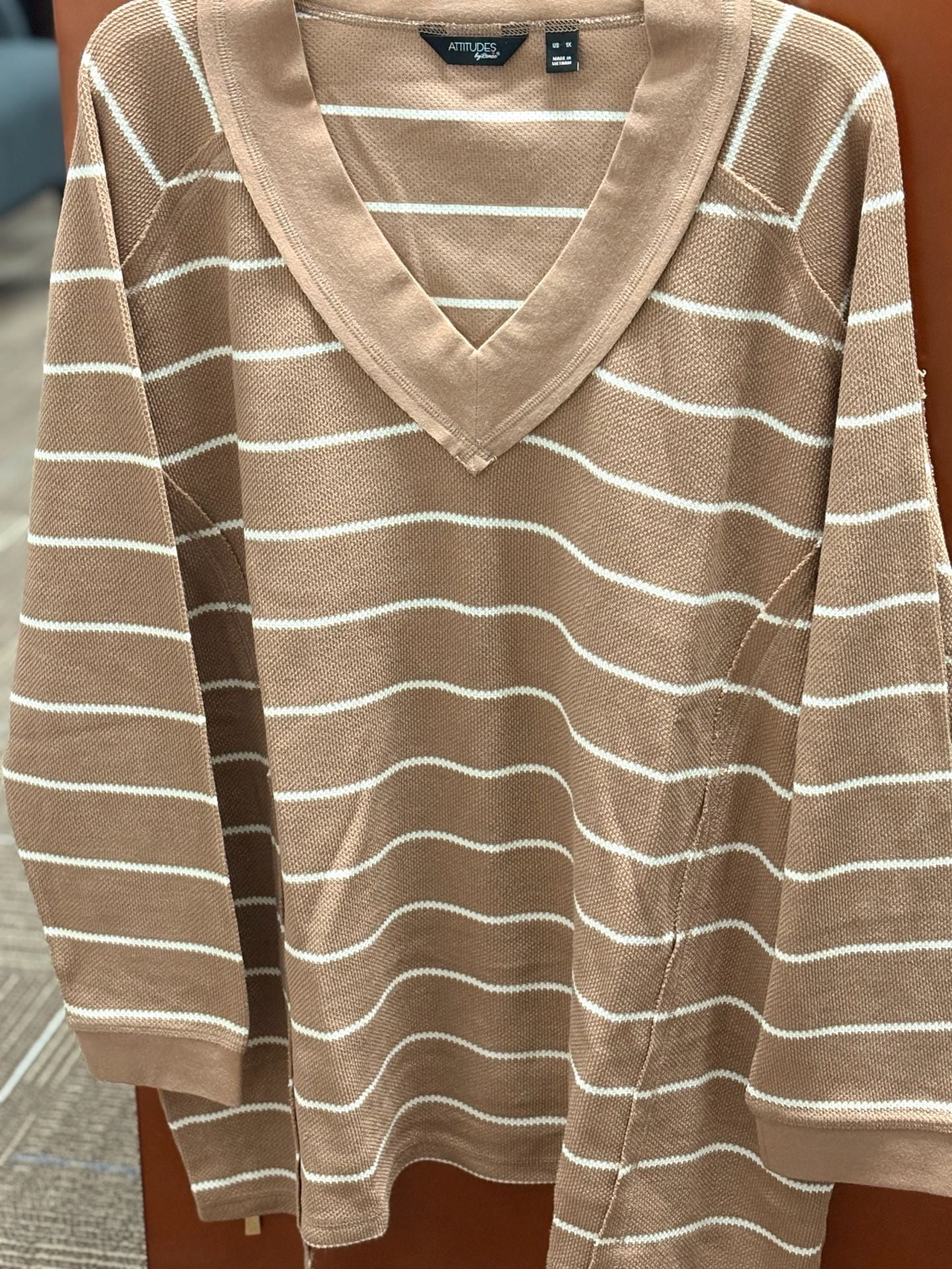 Attitudes by Renee Sweater Size 1X Brown White Stripe oversized and boxy V-Neck Jacquard 2