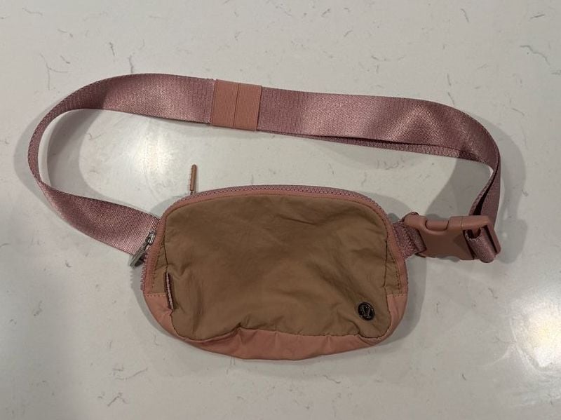 Lululemon Everywhere Belt Bag Pink Clay Pink Pastel 2