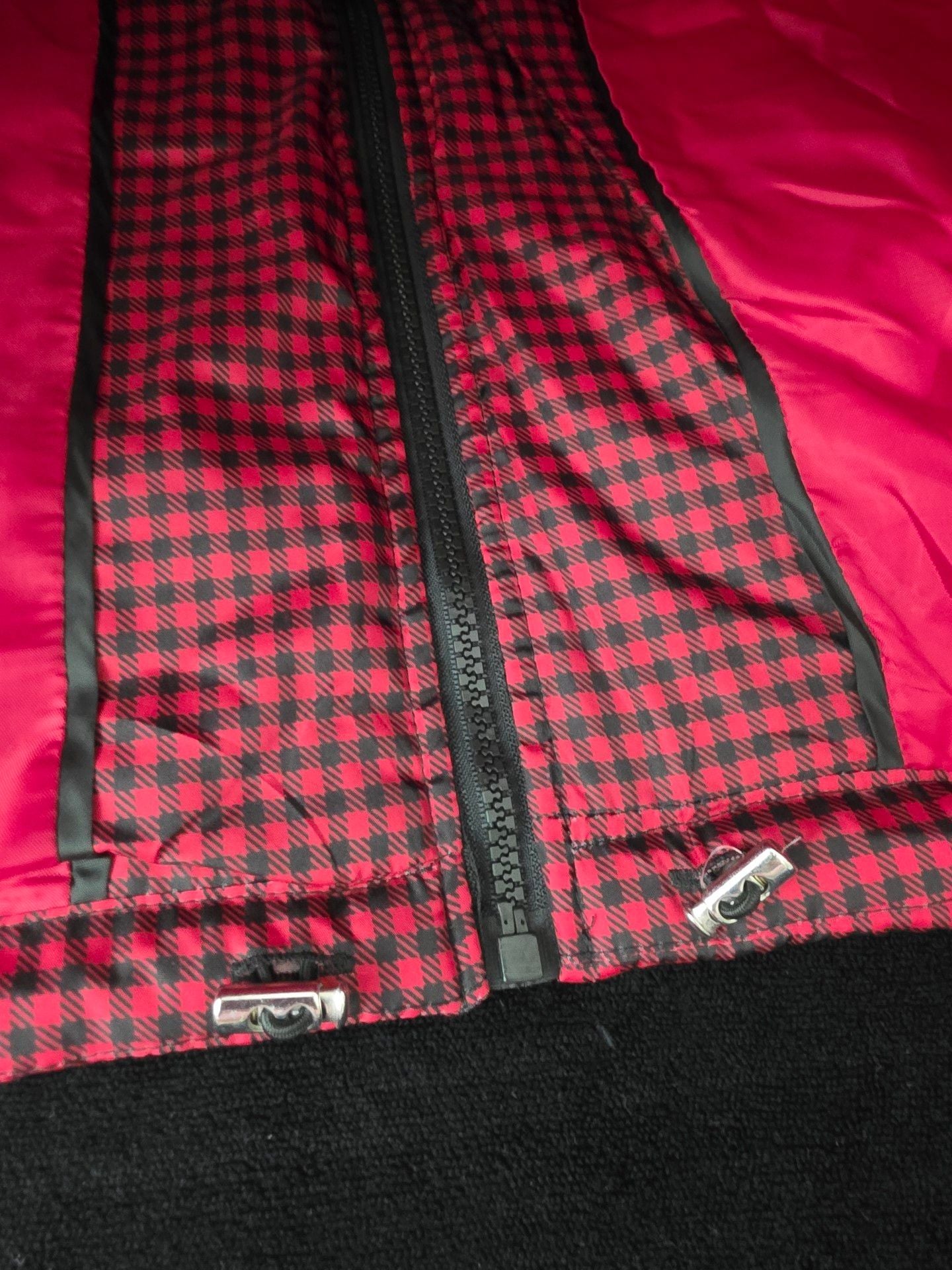 Celebrity Pink Plaid Puffer Jacket Red Black Houndstooth Cropped Zip Up, Mediu. 7