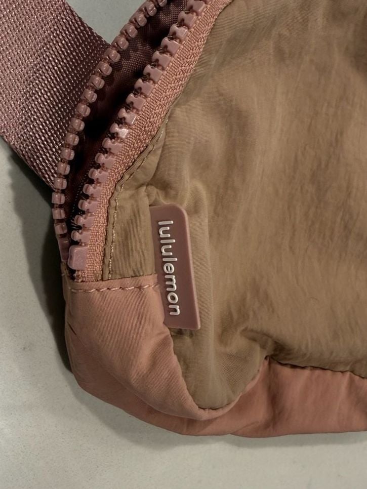 Lululemon Everywhere Belt Bag Pink Clay Pink Pastel 3
