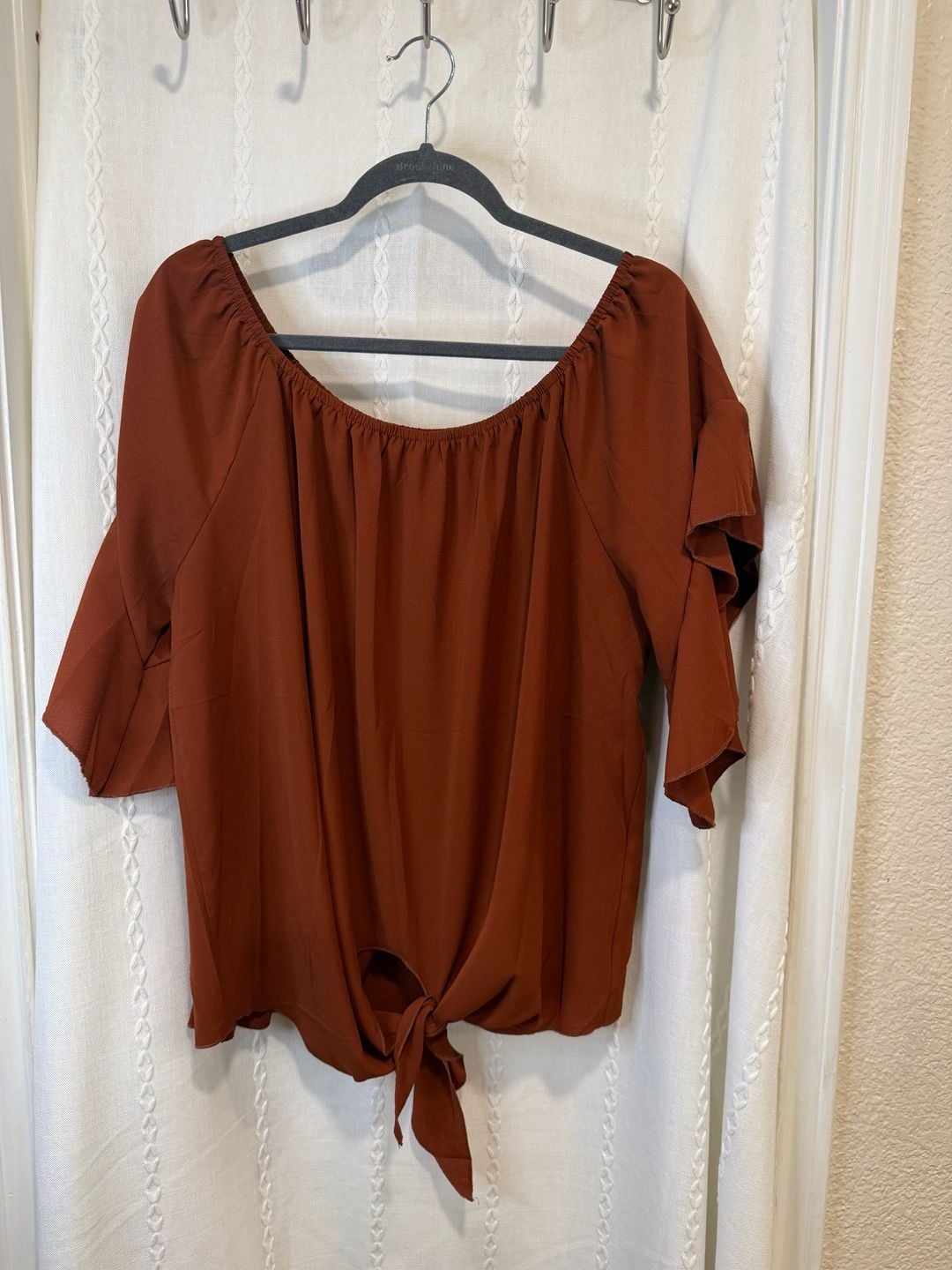 Lucky & More Womens XL Rust Brown Off Shoulder Blouse Ruffle Sleeve Tie Front 2