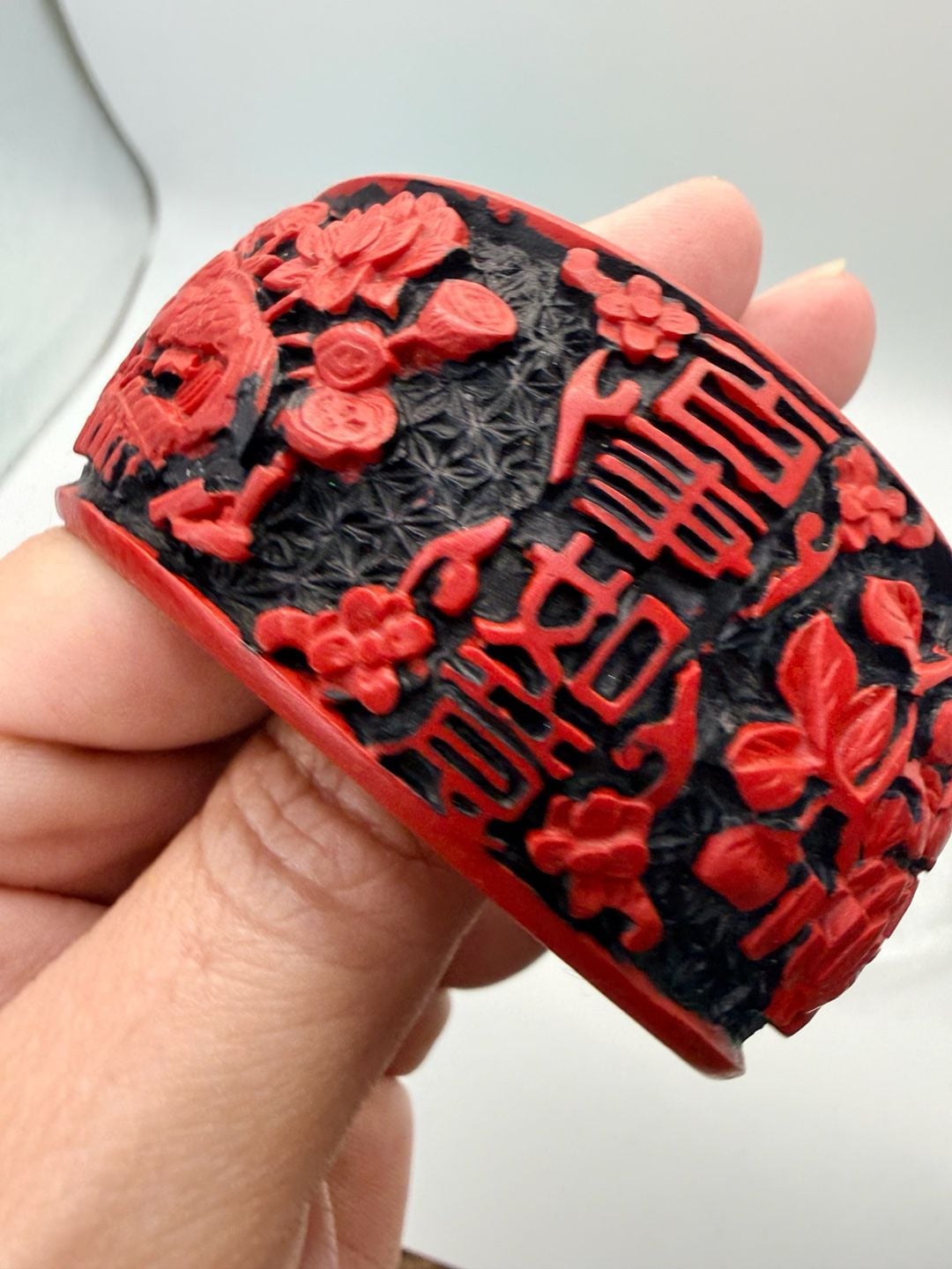 Chinese Carved Cinnabar Bangle Bracelet Size 8+ Inch 8