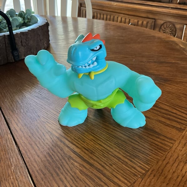 Heroes Of Goo Jit Zu Tyro The Trex Action Figure