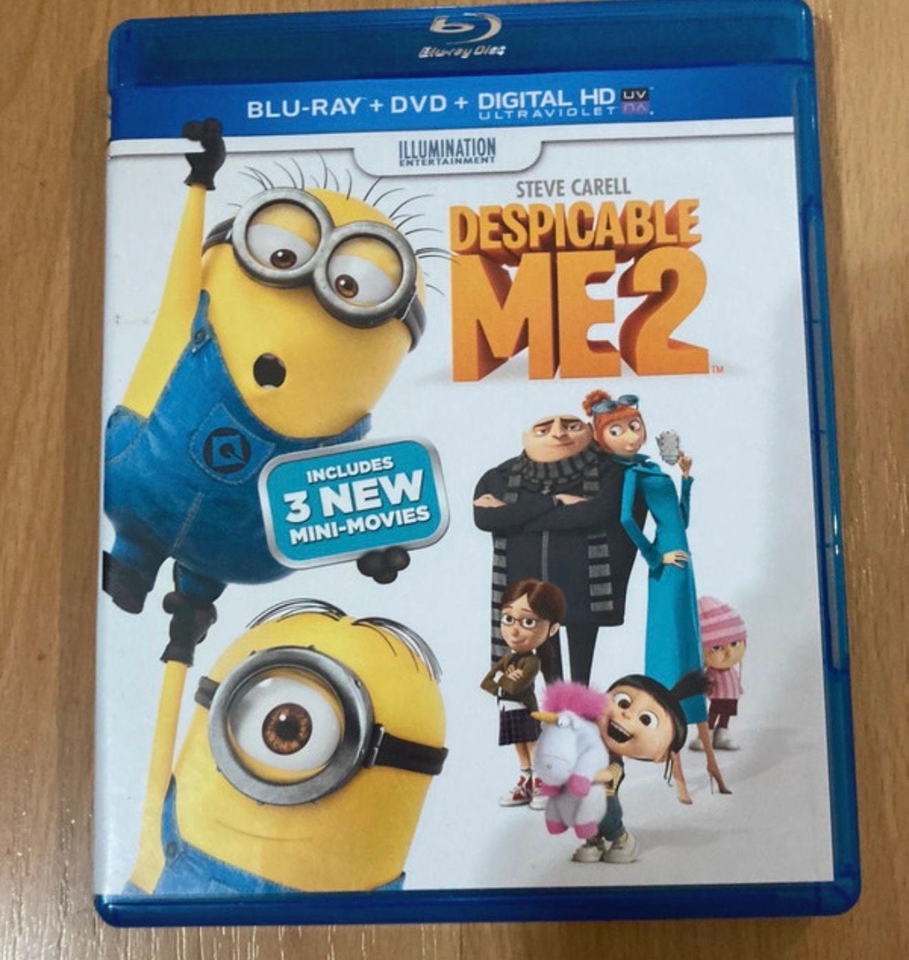 Universal Pictures Despicable Me 2 Blu-Ray DVD 1