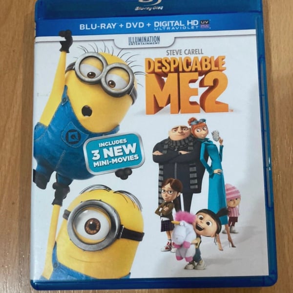 Universal Pictures Despicable Me 2 Blu-Ray DVD