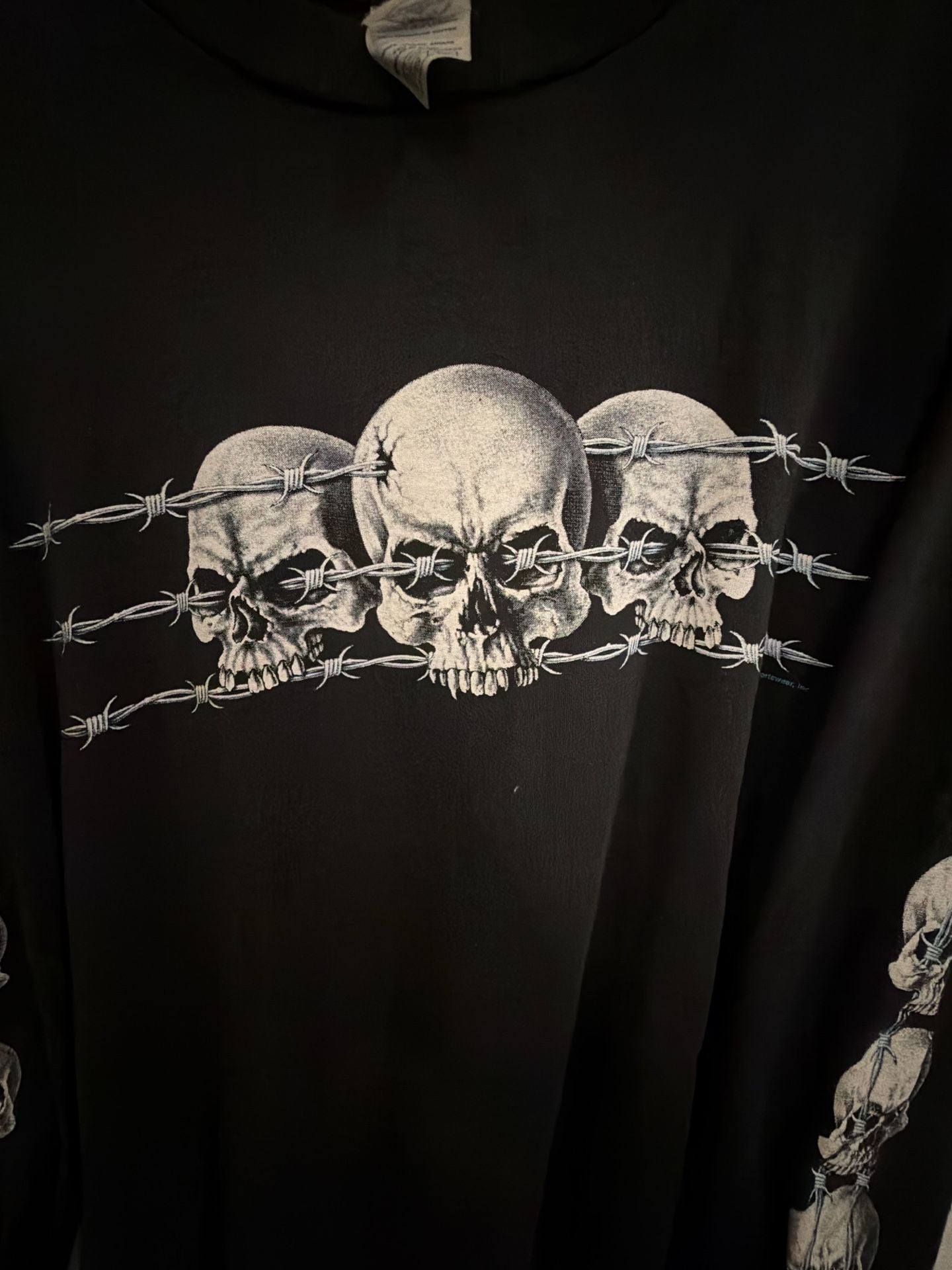 VINTAGE Thunder Sportswear Long Sleeve Graphic Tee Skull Barbed Wire 6