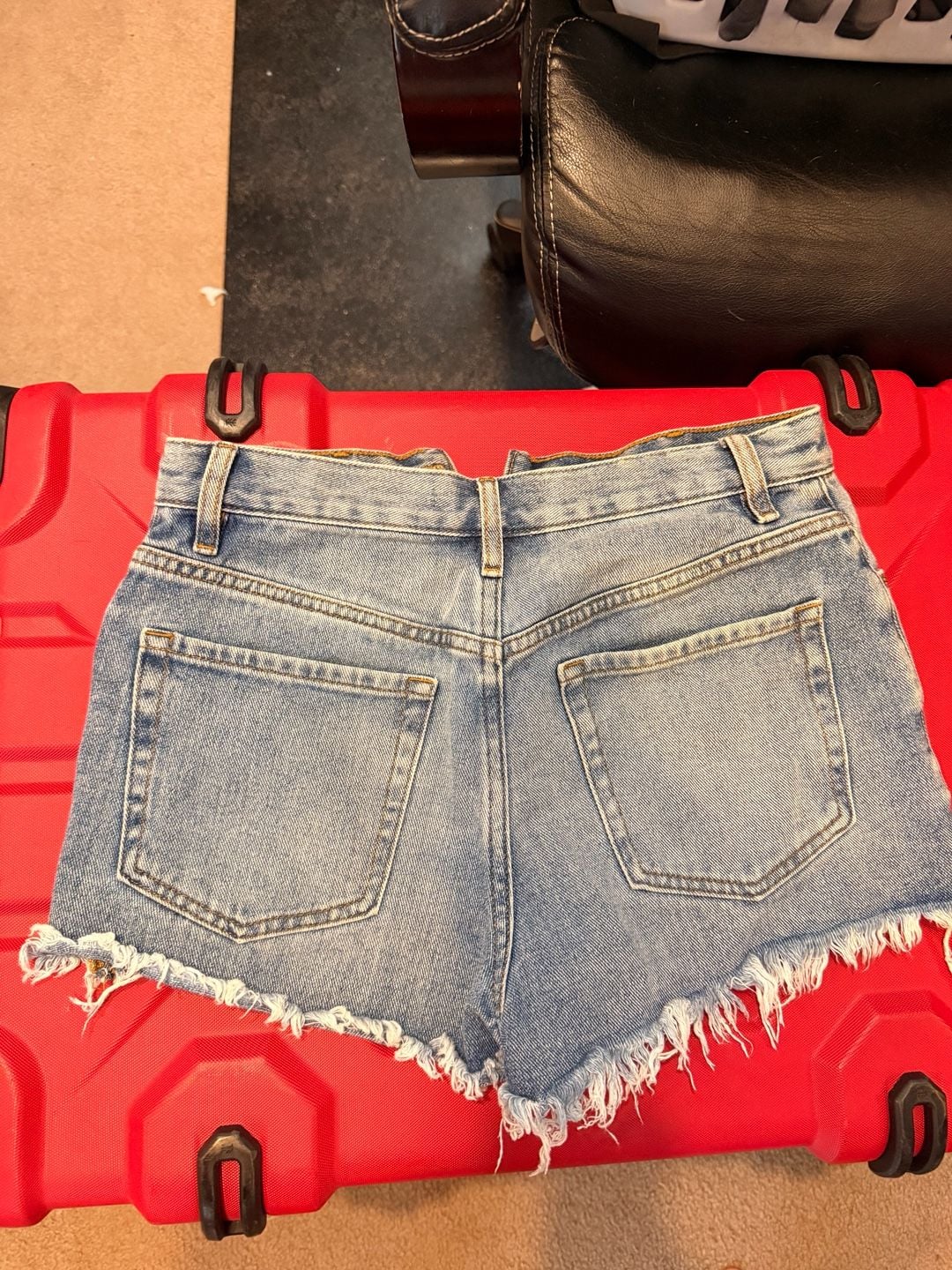 PacSun Vintage High Rise Denim Shorts Size 26 Distressed Light Wash 3